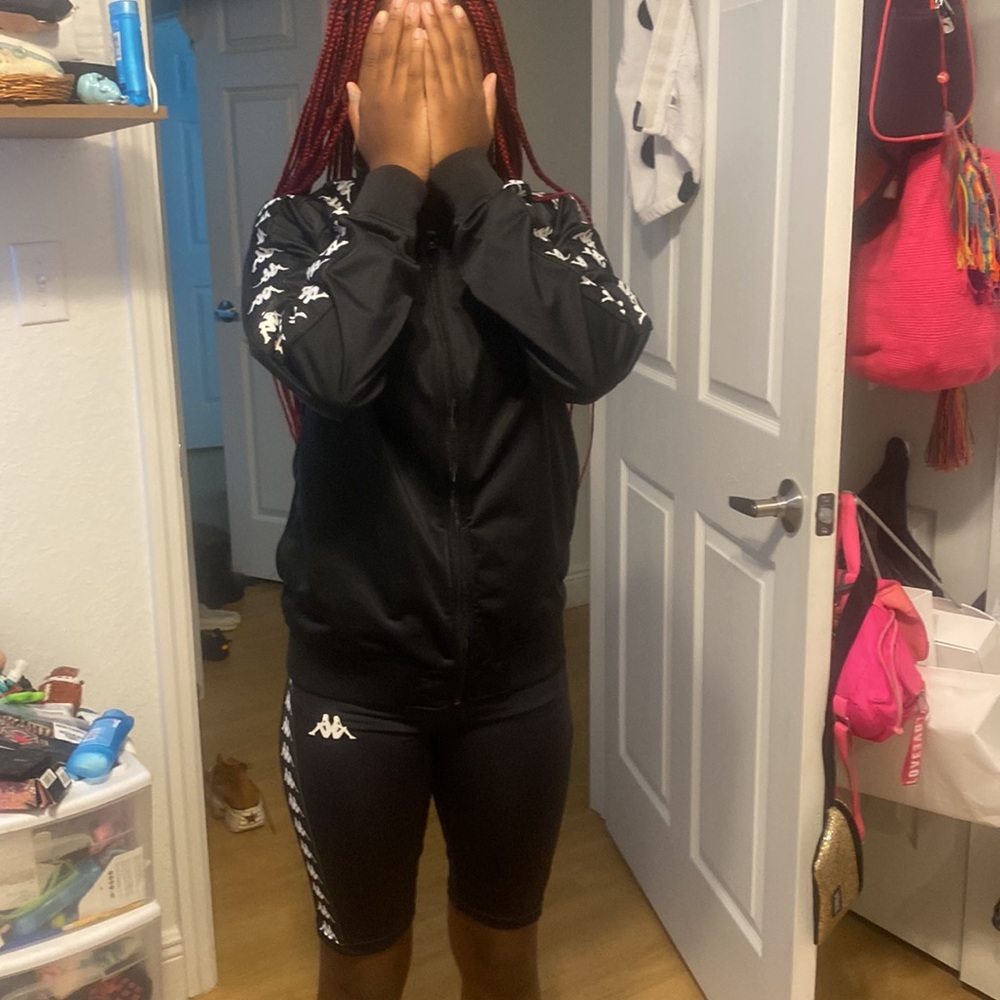 Jacket and tights - Picture 3 of 5